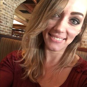 Meet your Posher, Kristina